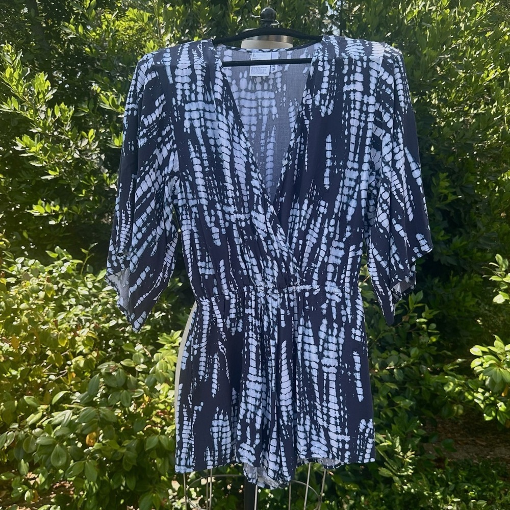 Bar III batik print romper - size S - Picture 3 of 3
